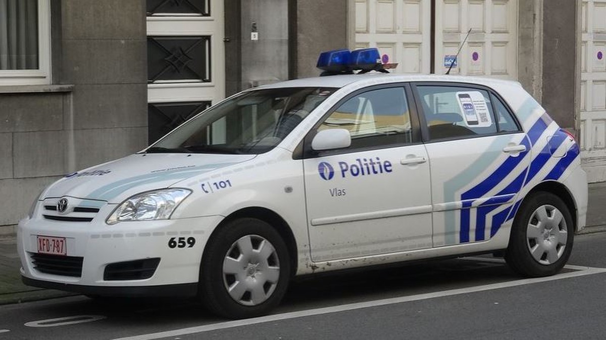 Policja w siedzibie Europejskiej Partii Ludowej w Brukseli. Skonfiskowano komputery