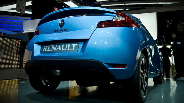 Ambitne plany Renault. Do 2022 roku połowa produkowanych aut ma mieć napęd elektryczny lub hybrydowy