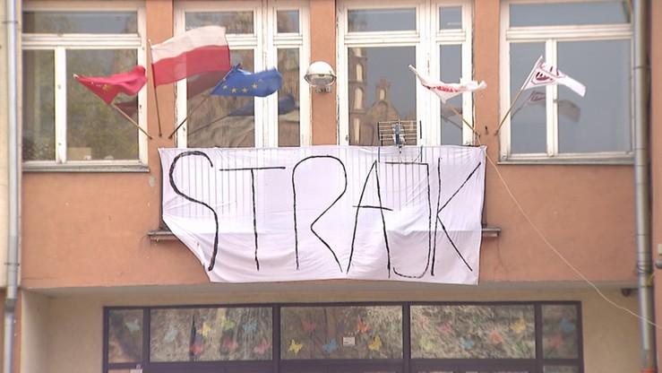 Warszawska radna: w jednej ze stołecznych szkół dyrekcja wypłaciła wynagrodzenie za strajk