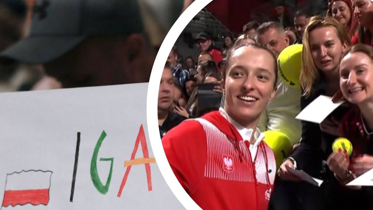 Iga Świątek z kibicami po meczu Pucharu Billie Jean King