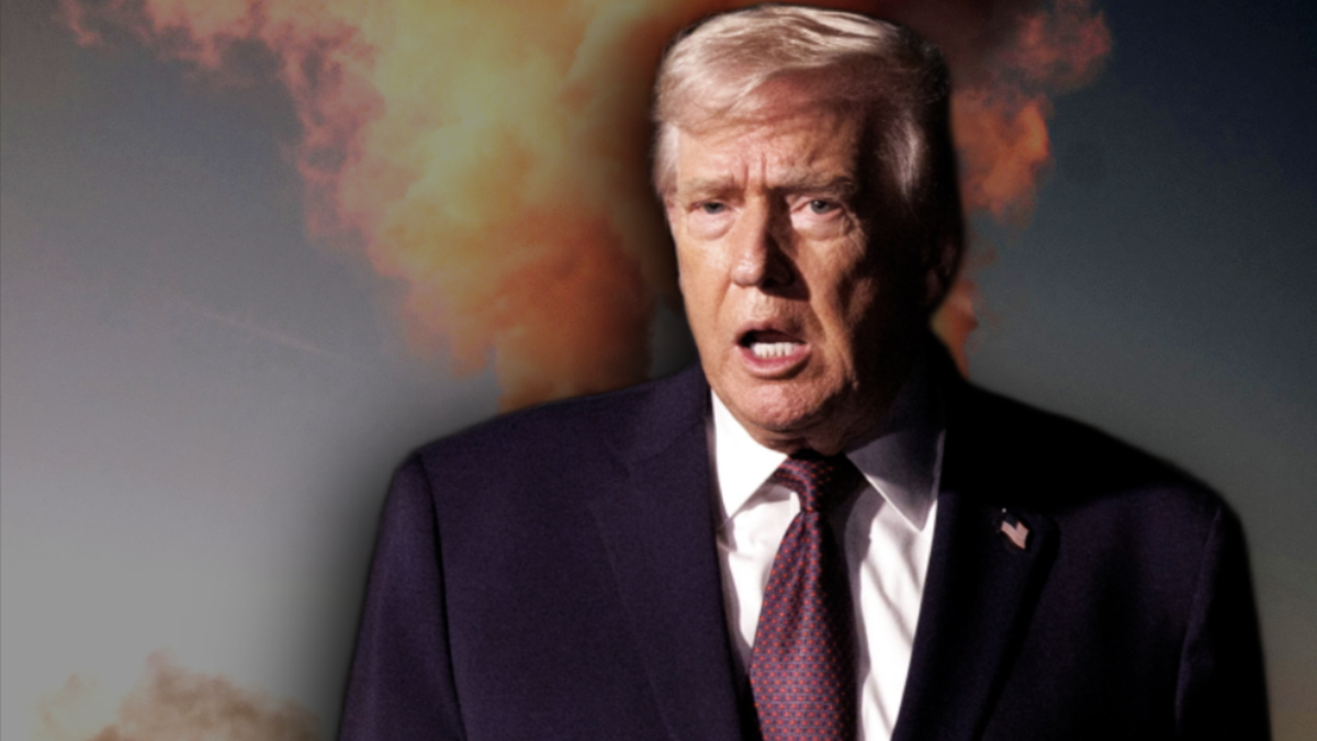 Donald Trump na tle wybuchu.