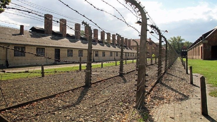 Portugalski tygodnik poprawił artykuł o Auschwitz po interwencji ambasady RP
