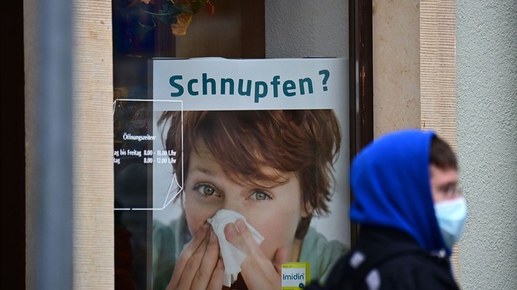 Niemcy. Antyszczepionkowcy porównują się do ofiar nazistowskiego terroru