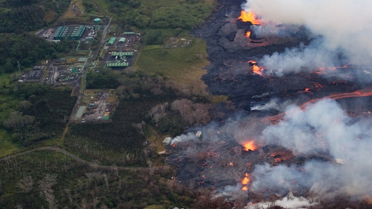 Erupcje wulkanu na Hawajach. Lawa dotarła do elektrowni geotermalnej