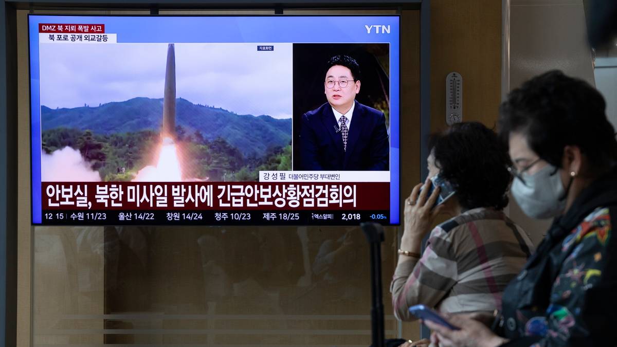 Kim Dzong Un nadzorował test rakiety. Wezwał do zwiększania "śmiercionośności" broni