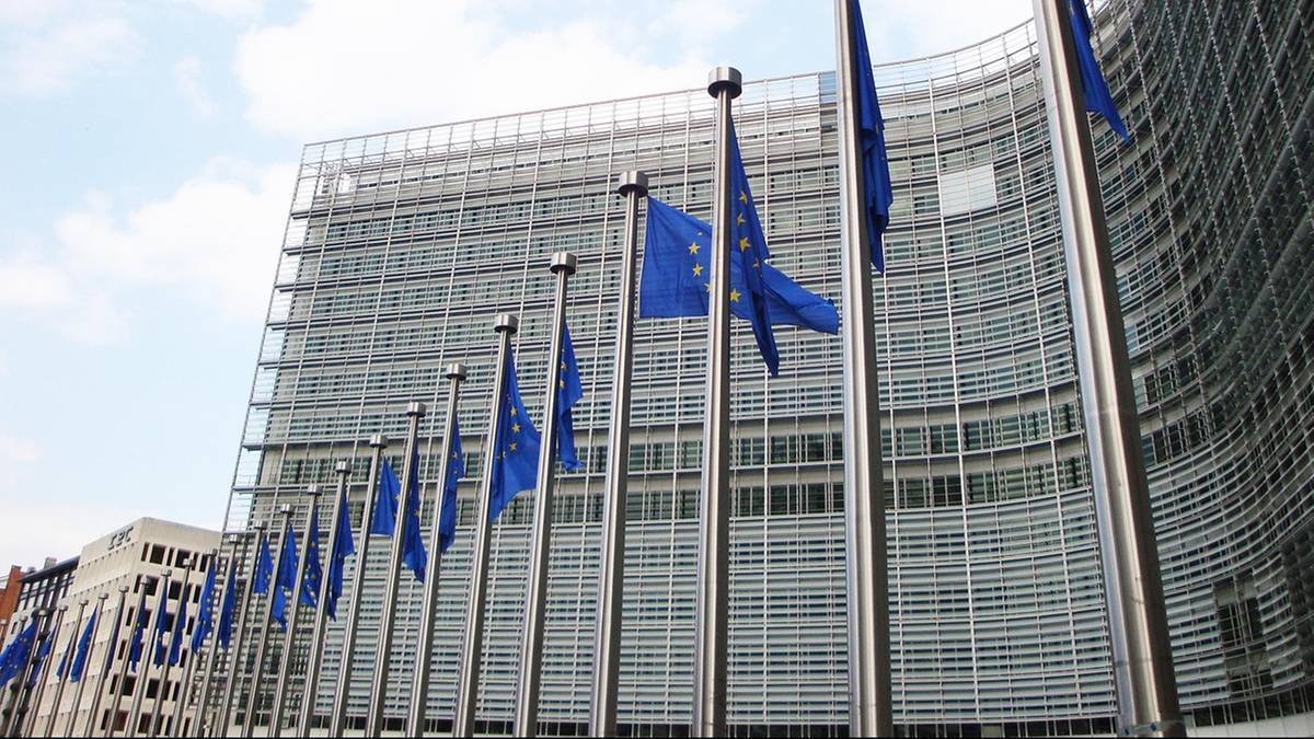 Komisja Europejska pozwała Polskę. Grozi nam kara finansowa