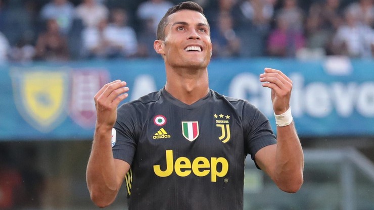 8. Cristiano Ronaldo z Realu Madryt do Juventusu za 117 mln Euro (2018/19).