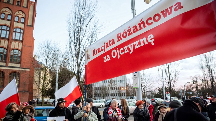 Protest w formie modlitwy "za duszę Mariny Abramović i Polskę"