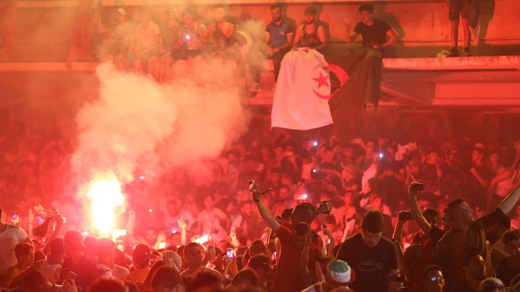Puchar Narodów Afryki: Kolejne zamieszki we Francji po meczu Algierii