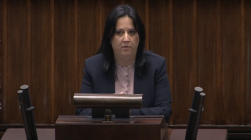 Brała udział w awanturze przed pomnikiem. Posłanka ma kłopoty