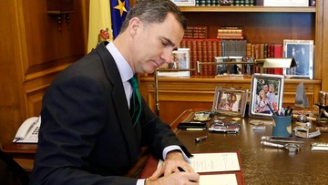 Król Hiszpanii rozwiązał parlament; nowe wybory 26 czerwca