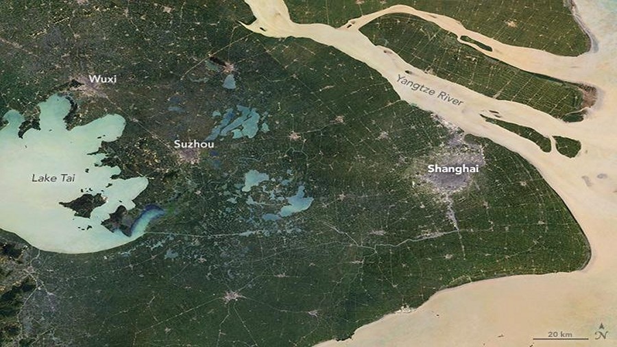 Zdjęcie satelitarne Szanghaju i okolic z lat 1984-1988. Fot. NASA.