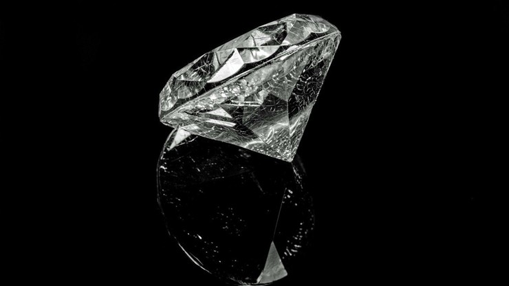 Szwajcaria. Największy diament oszlifowany w Rosji trafi pod młotek