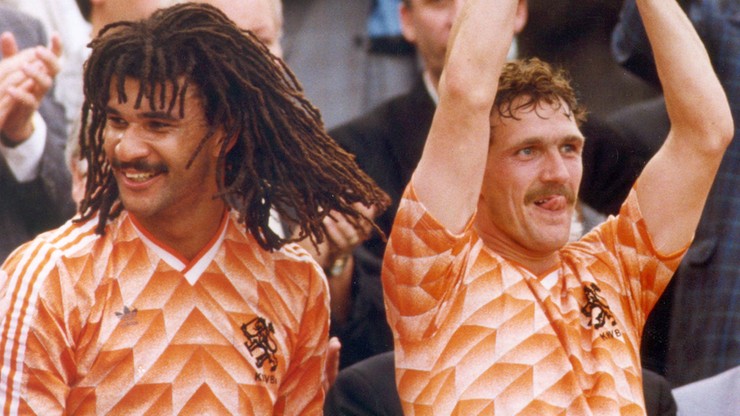 Z lewej - Ruud Gullit (Holandia) - 1987 r.
