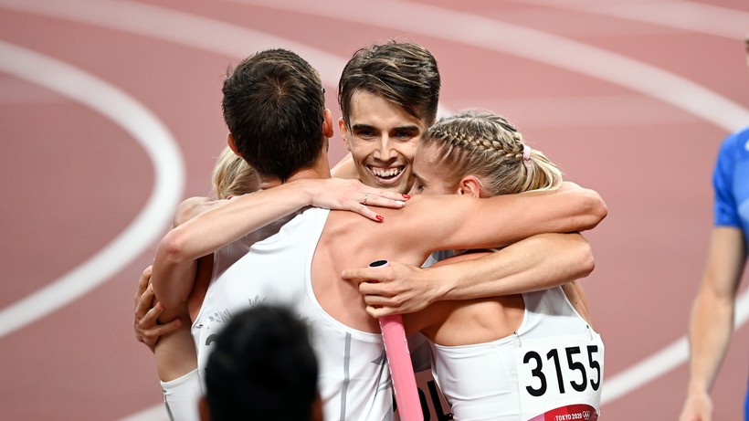Tokio 2020: Polacy biegnący w eliminacjach sztafety odebrali złote medale