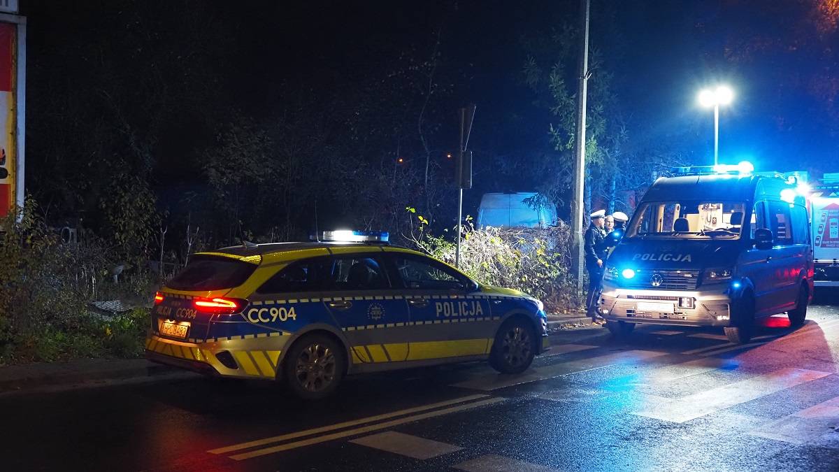 Pijany kierowca wypadł z drogi. 52-latka zginęła na własnym podwórku