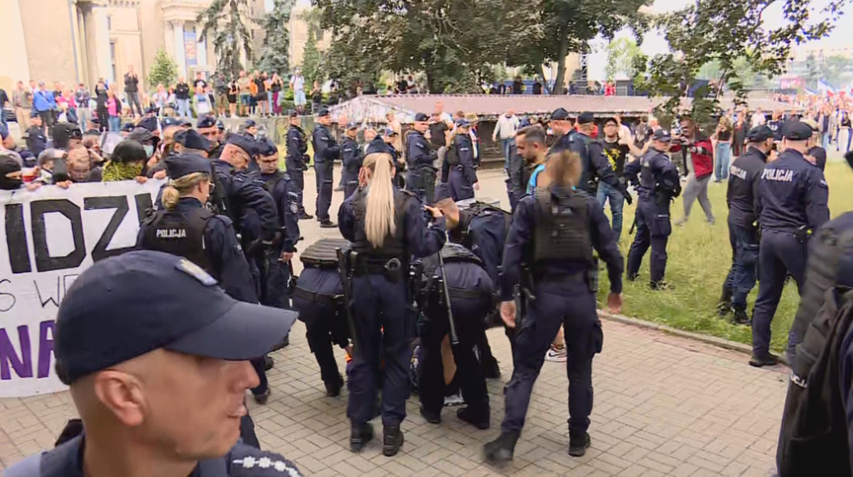Antyimigranckie manifestacje w całej Polsce. Doszło do incydentów