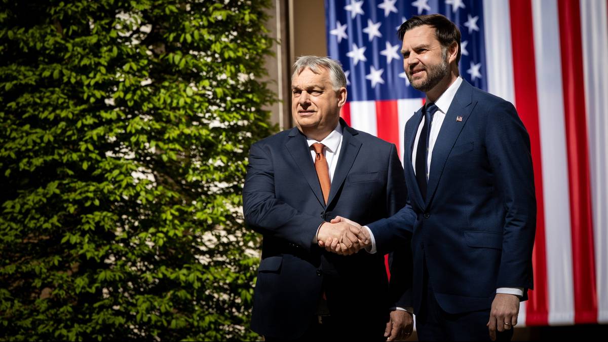 Vance na Węgrzech o "ingerencji" w wybory. "Godna pożałowania"