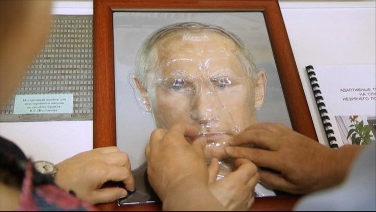 Niewidomi mogą dłońmi "zobaczyć" Putina. Twierdzą, że jest "bardzo przystojny"