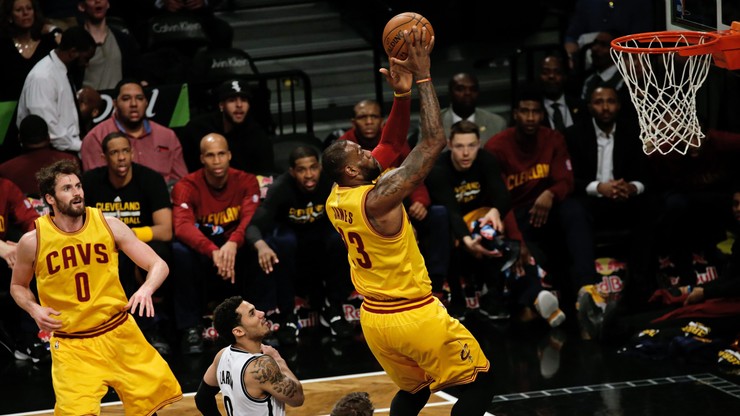 NBA: Awans Cavaliers i Spurs