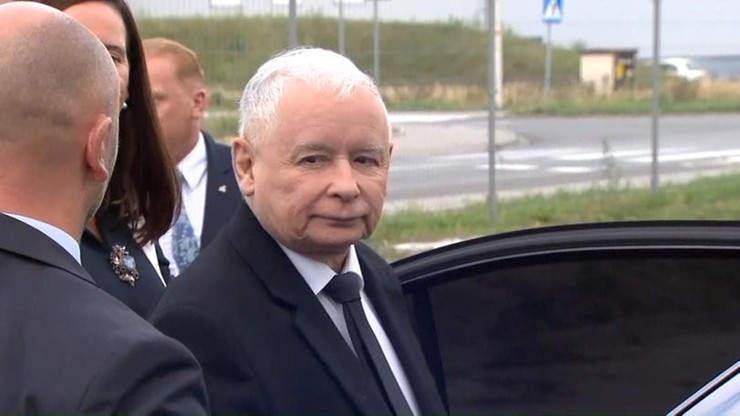 Prezes PiS: Polska mierzy się z próbą odebrania suwerenności