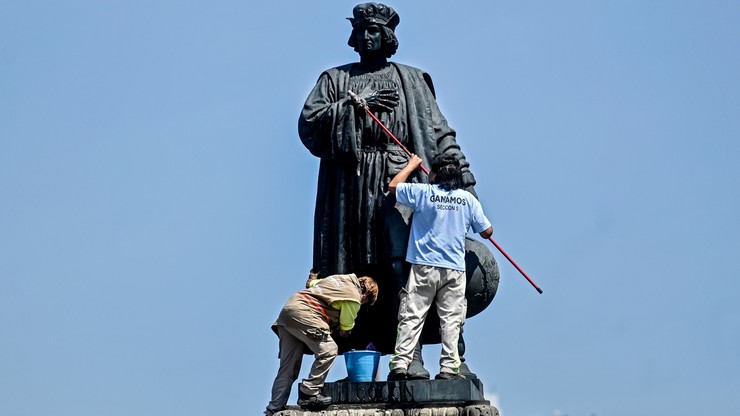 Meksyk. Pomnik Kolumba w stolicy zostanie zastąpiony repliką prekolumbijskiego monumentu