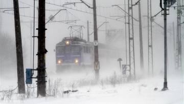 Pasażerowie utknęli w pociągu koło Nidzicy. Ruch wstrzymany