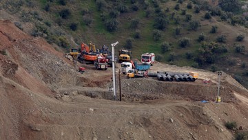 W poniedziałek ratownicy spróbują wydobyć spod ziemi 2,5-letniego Julena