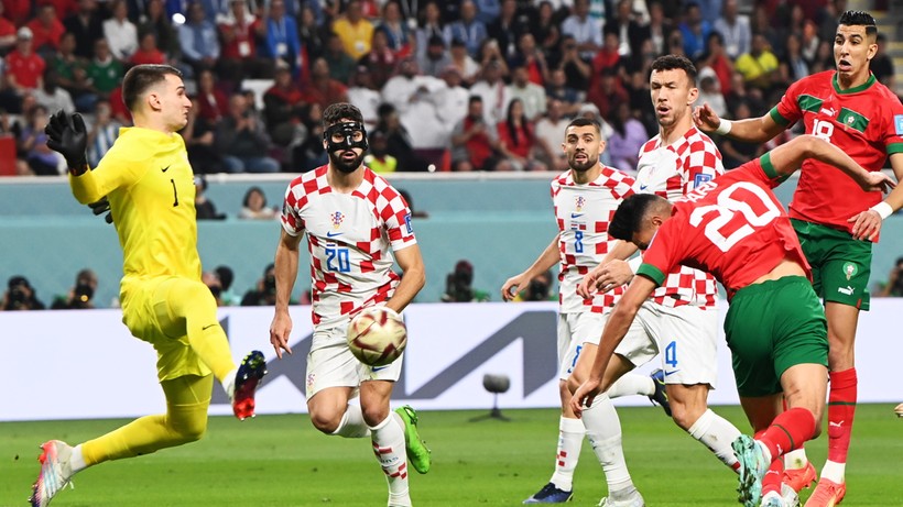 MŚ 2022: Chorwacja - Maroko. Gol Achrafa Dariego