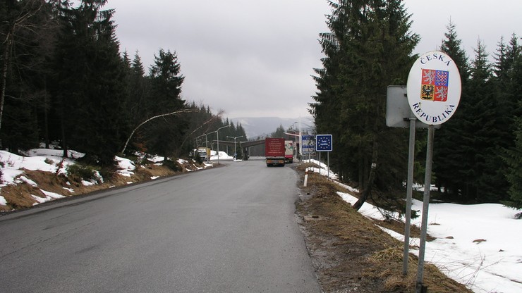 Czechy: zamknięty dojazd do przejścia granicznego z Polską w Harrachovie