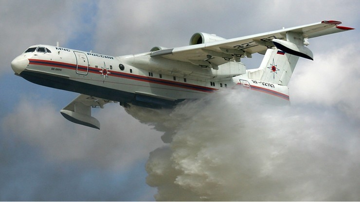 Turcja. Rozbity rosyjski samolot gaśniczy Be-200. Osiem osób nie żyje