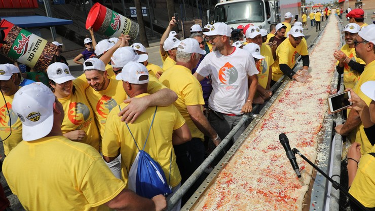 Próba pobicia rekordu najdłuższej pizzy świata
