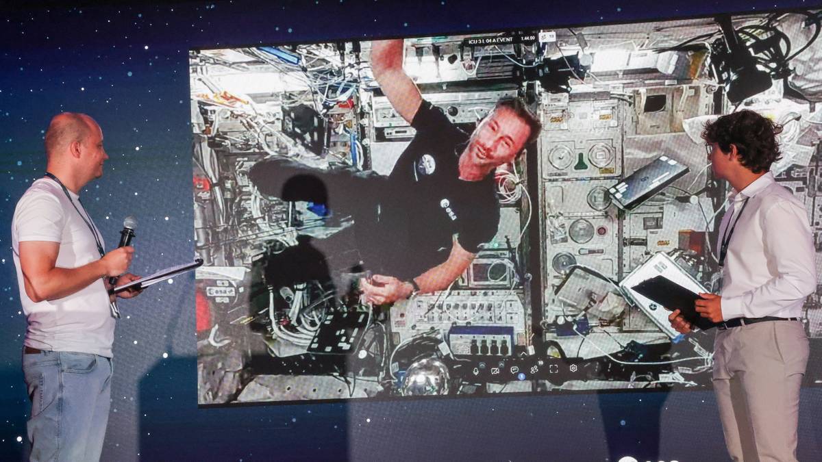 Polak w kosmosie. POLSA podsumowała stan realizacji celów misji