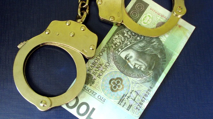 24-latek ukradł pieniądze z baru, żeby zapłacić grzywnę sądową