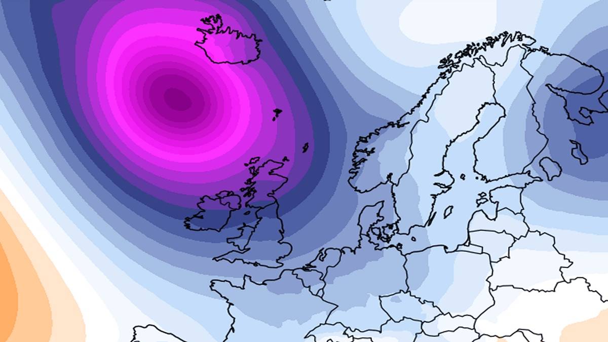 Były huragan widoczny na mapie anomalii ciśnienia w Europie. Fot. climatereanalyzer.org