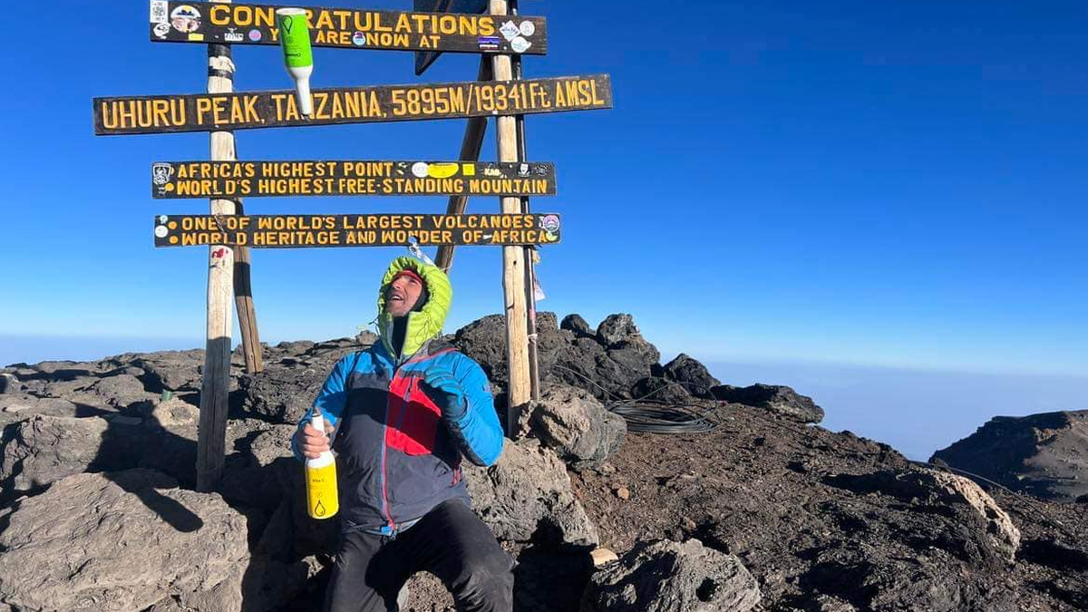 Zdobył Kilimandżaro, żonglując. Bytomianin miał szczytny cel
