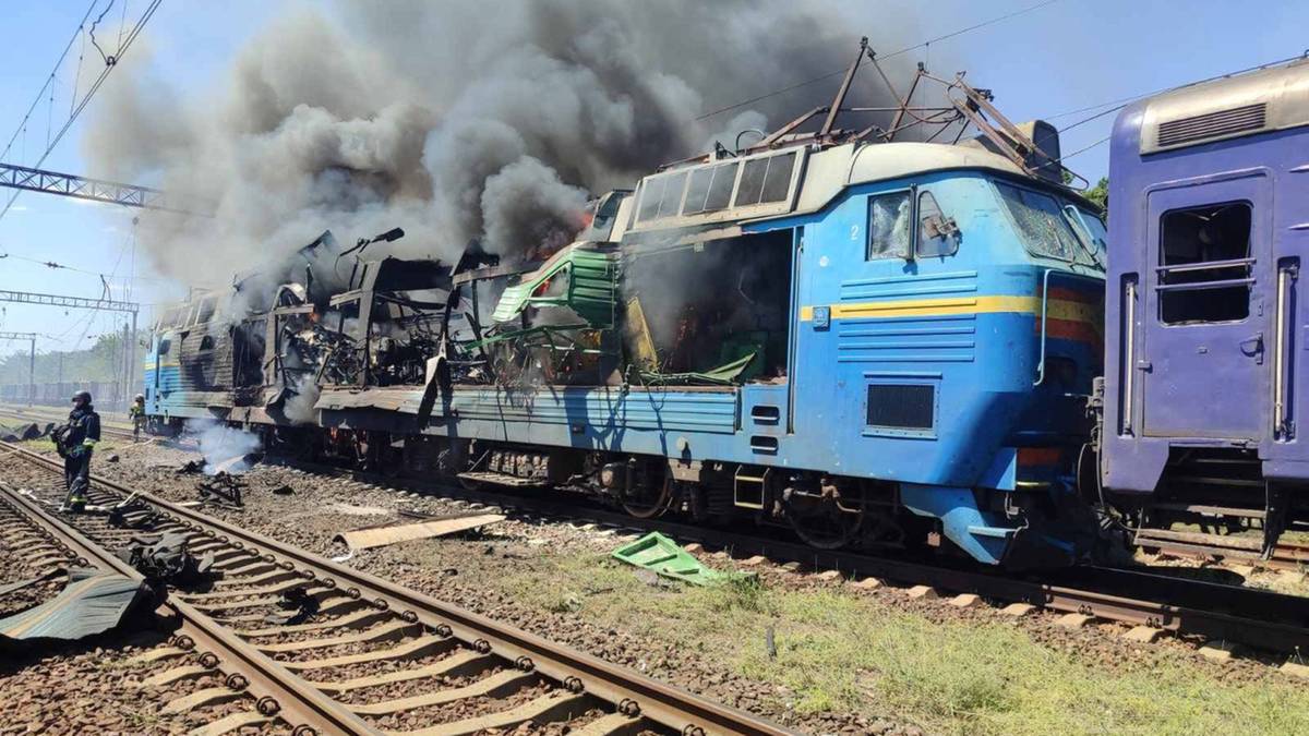 Rosjanie uderzyli w pociąg na Zaporożu. Wiadomo, co z pasażerami