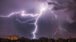 14.08.2020 04:00 Niebezpieczna pogoda na zachodzie i południu, również w górach. Nie tylko upalnie, ale też burzowo