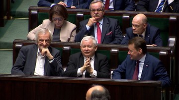 PiS minimalnie przed PO. Nowoczesna poza Sejmem