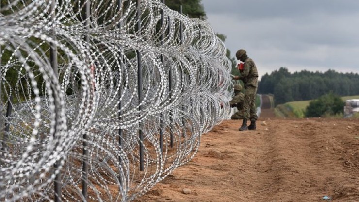 MON: koszt ogrodzenia na granicy polsko-białoruskiej wielokrotnie niższy niż 400 mln zł