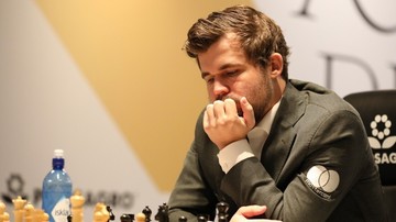 Carlsen wciąż liderem rankingu FIDE. Spadki Polaków