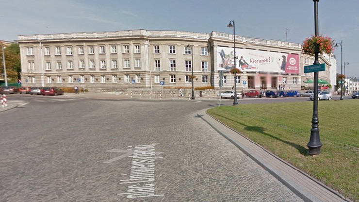 W Białymstoku zamiast Placu Uniwersyteckiego będzie Plac NZS. To tam ma stanąć pomnik L. Kaczyńskiego