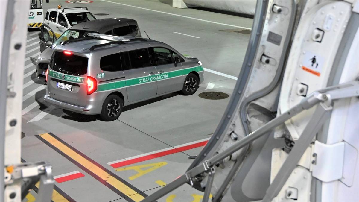 Awantura na pokładzie samolotu w Krakowie. Pilot musiał wstrzymać start