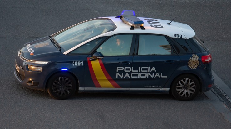 Hiszpania. Policja rozbiła grupę mafijną legalizującą pobyt imigrantów. Zatrzymano 38 osób