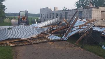 Tragiczny finał nawałnic. Zerwany dach przygniótł kobietę