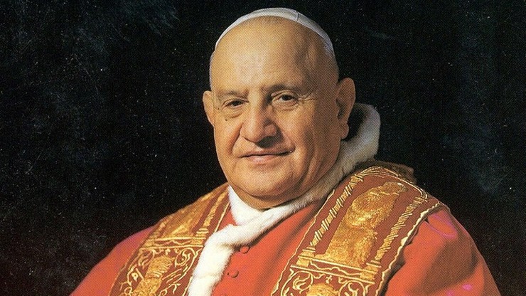 "Zdejmijcie hełm z głowy papieża Jana". Protesty po ogłoszeniu św. Jana XXIII patronem włoskiego wojska