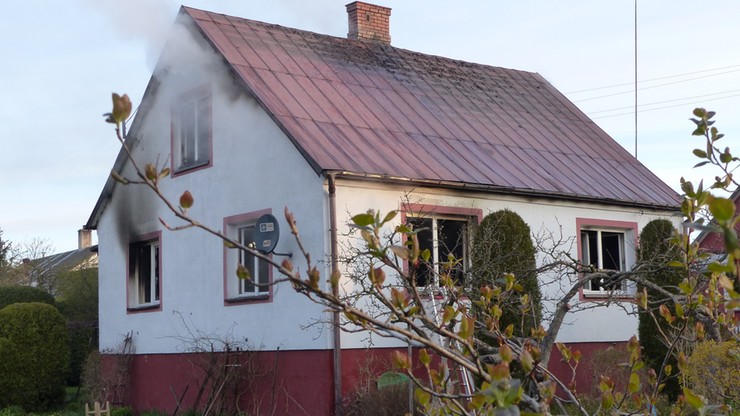 "Cały dom był w ogniu". 78-letnia kobieta zginęła w pożarze w Hajnówce