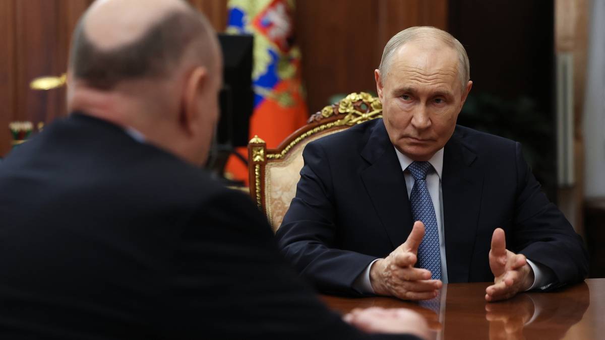 Russian billionaires move billions abroad fearing asset seizures, invest in Gulf states