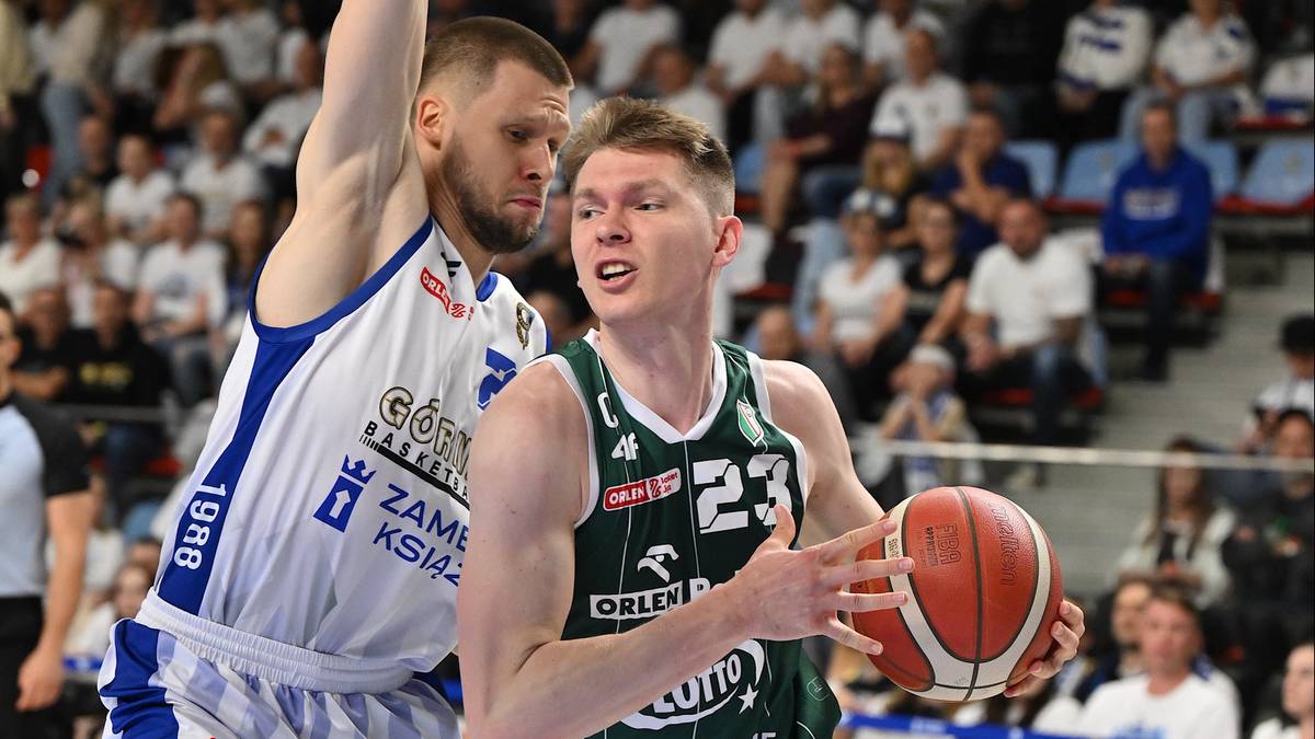 Legia na prowadzeniu! Awans coraz bliżej