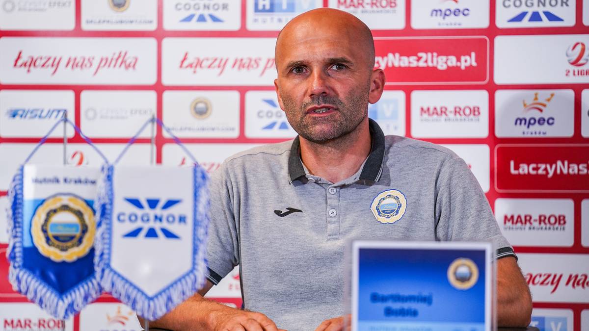 II Liga: Hutnik Kraków - Kotwica Kołobrzeg. Relacja na żywo